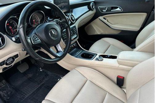 2017 Mercedes-Benz CLA 250 Base