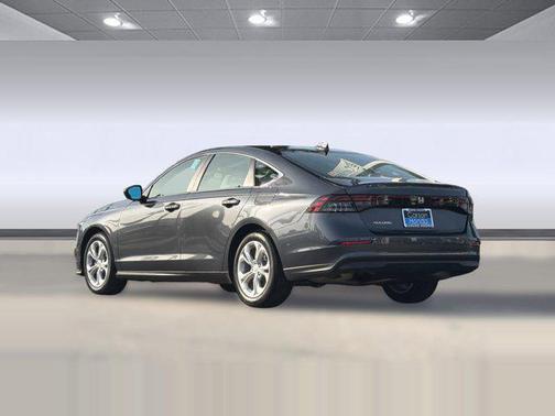 2025 Honda Accord LX 1.5T