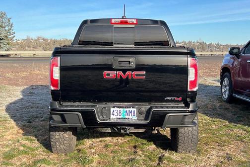 2022 GMC Canyon AT4