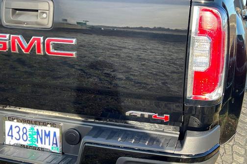 2022 GMC Canyon AT4