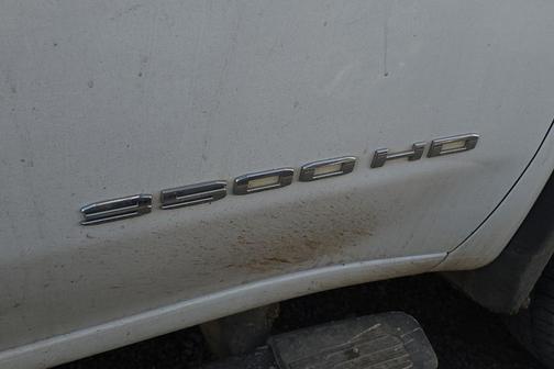 2023 GMC Sierra 3500 SLE