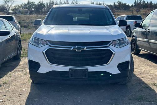 Summit White 2021 Chevrolet Traverse LS