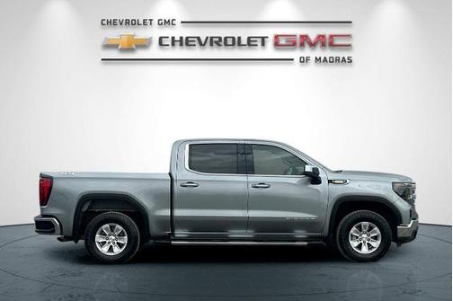 2025 GMC Sierra 1500 SLE