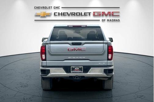 2025 GMC Sierra 1500 SLE