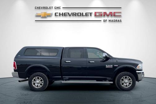 2017 RAM 3500 Laramie Crew Cab 4x4 6'4' Box