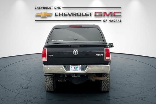 2017 RAM 3500 Laramie Crew Cab 4x4 6'4' Box