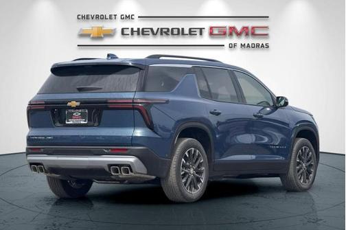 Lakeshore Blue Metallic 2026 Chevrolet Traverse LT