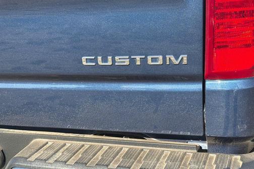 Northsky Blue Metallic 2022 Chevrolet Silverado 1500 Custom