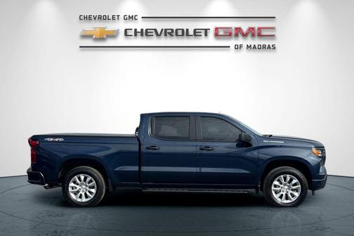Northsky Blue Metallic 2022 Chevrolet Silverado 1500 Custom