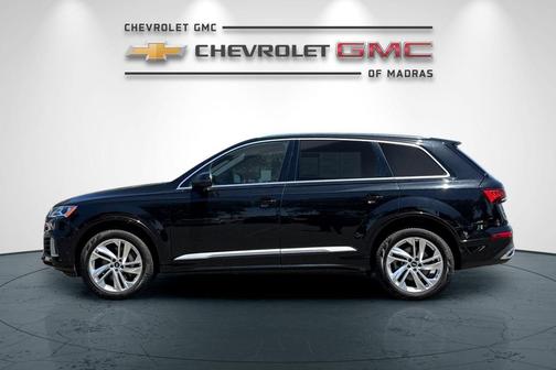 2023 Audi Q7 55 Premium Plus