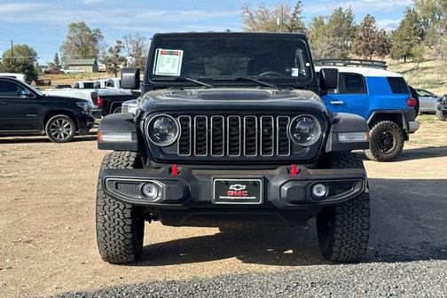 Black Clearcoat 2025 Jeep Wrangler Rubicon