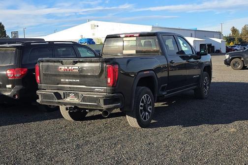 2022 GMC Sierra 2500 AT4