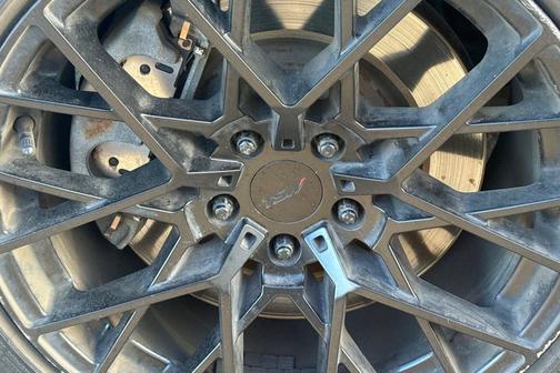 Ingot Silver 2017 Ford Explorer XLT