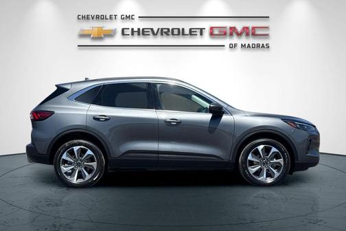 2025 Ford Escape Platinum