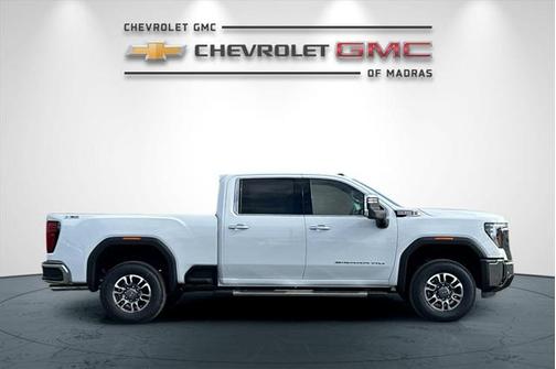 2025 GMC Sierra 2500 SLT