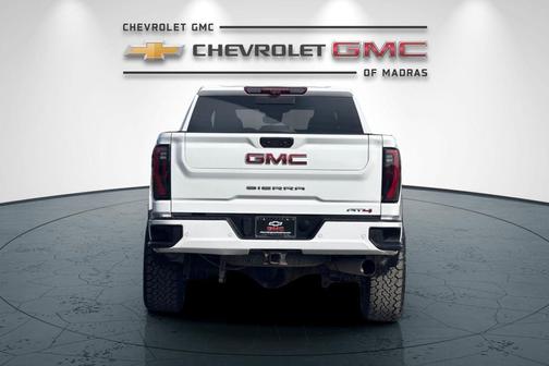 Summit White 2024 GMC Sierra 2500 AT4