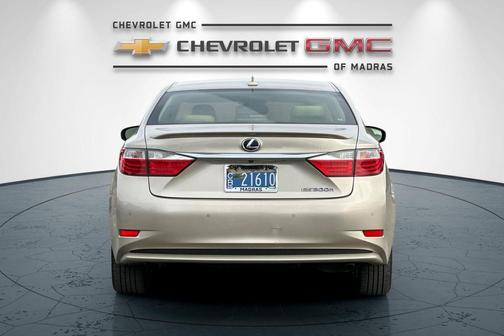 2013 Lexus ES 300h Base