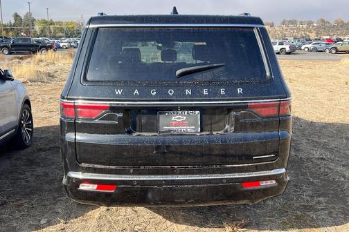 2023 Jeep Wagoneer L Series II 4x2