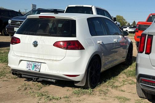 2016 Volkswagen Golf TSI S 4-Door
