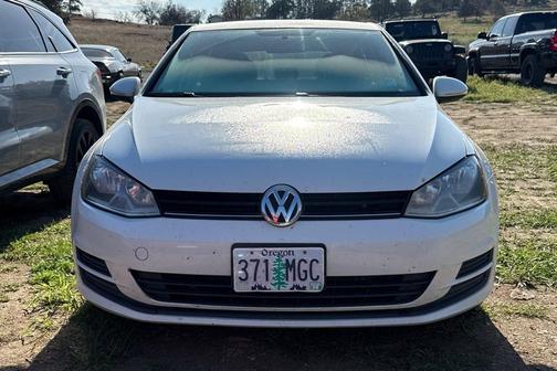 2016 Volkswagen Golf TSI S 4-Door