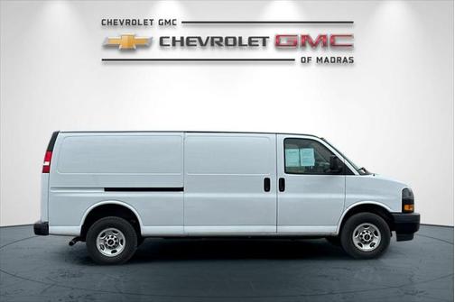 2023 GMC Savana 2500 Work Van
