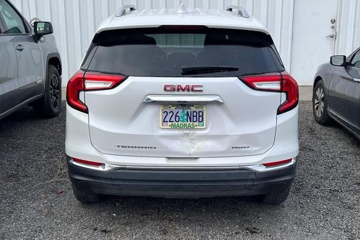 2022 GMC Terrain SLT