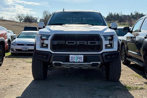 Oxford White 2019 Ford F-150 Raptor