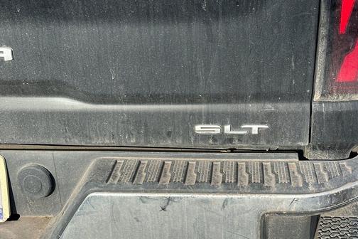 2024 GMC Sierra 3500 SLT