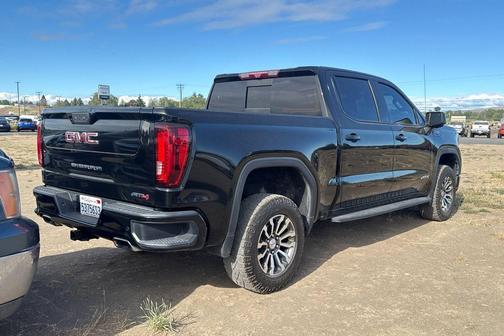 Onyx Black 2023 GMC Sierra 1500 AT4
