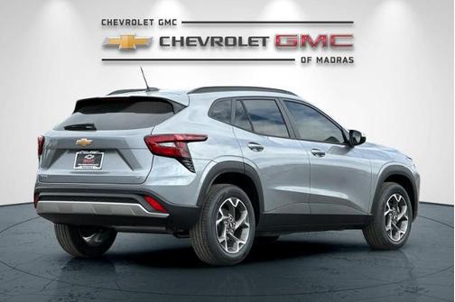 Sterling Gray Metallic 2026 Chevrolet Trax LT