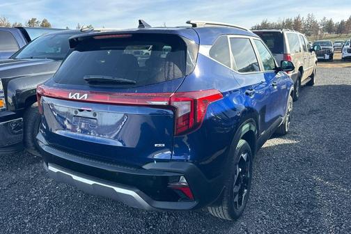 2025 Kia Seltos EX