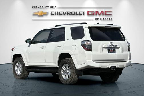 2022 Toyota 4Runner SR5