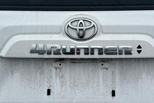 2022 Toyota 4Runner SR5