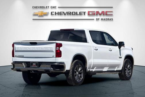 Summit White 2022 Chevrolet Silverado 1500 LT