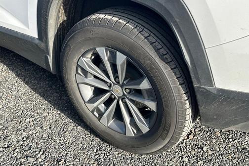 Summit White 2025 Chevrolet Equinox 1LT