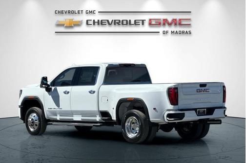 2025 GMC Sierra 3500 Denali