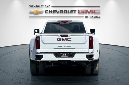 2025 GMC Sierra 3500 Denali