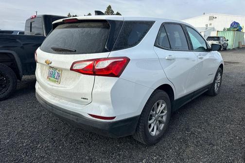 2021 Chevrolet Equinox LS