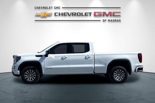 Summit White 2023 GMC Sierra 1500 AT4