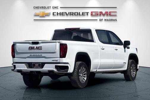 Summit White 2023 GMC Sierra 1500 AT4