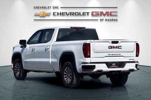 Summit White 2023 GMC Sierra 1500 AT4
