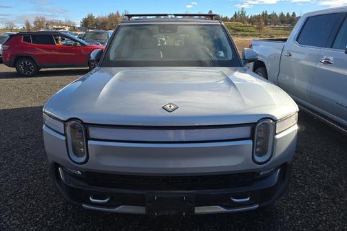 2023 Rivian R1S Adventure