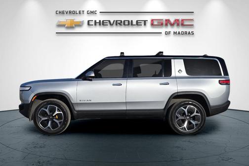 2023 Rivian R1S Adventure