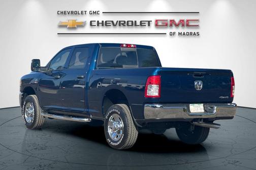 2023 RAM 2500 Tradesman Crew Cab 4x4 6'4' Box