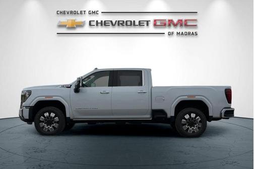 Glacier White Tricoat 2026 GMC Sierra 2500 Denali