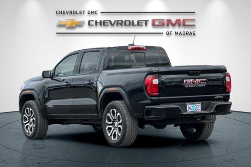 2024 GMC Canyon AT4