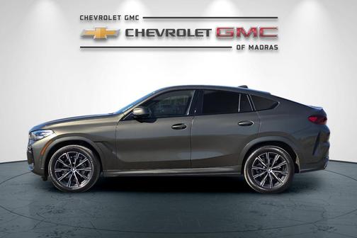 2022 BMW X6 xDrive40i