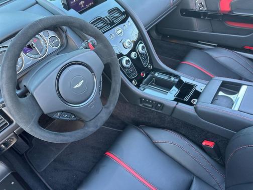 2017 Aston Martin V12 Vantage S Base