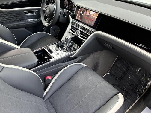 2025 Bentley Flying Spur Speed
