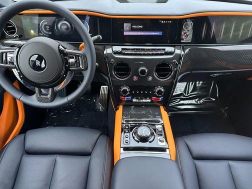 2026 Rolls-Royce Cullinan Black Badge